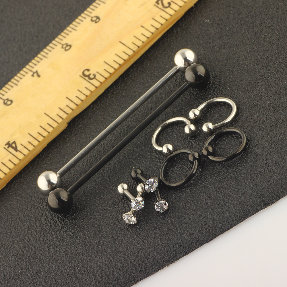16G labret stud size and finish detail
