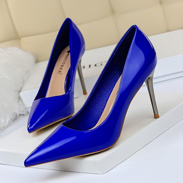 fashionable metal heel high heel shallow mouth pointed sexy dress