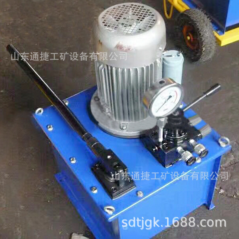 DBD0.6M电动液压泵    压电动液压泵站    便携式电动油泵