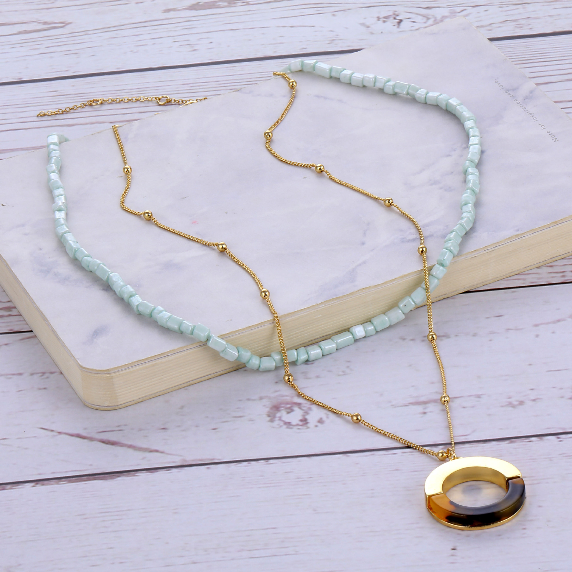 亞馬遜爆款歐美飾品時(shí)尚個(gè)性天然石頭頸鏈合金豹紋板材吊墜項(xiàng)鏈女