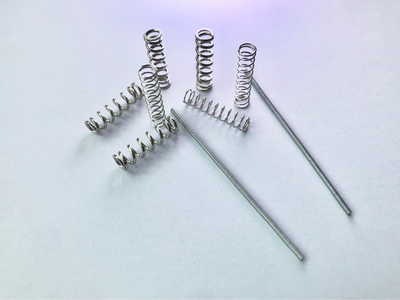 






深圳厂家批发不锈钢压缩弹簧钟表弹簧