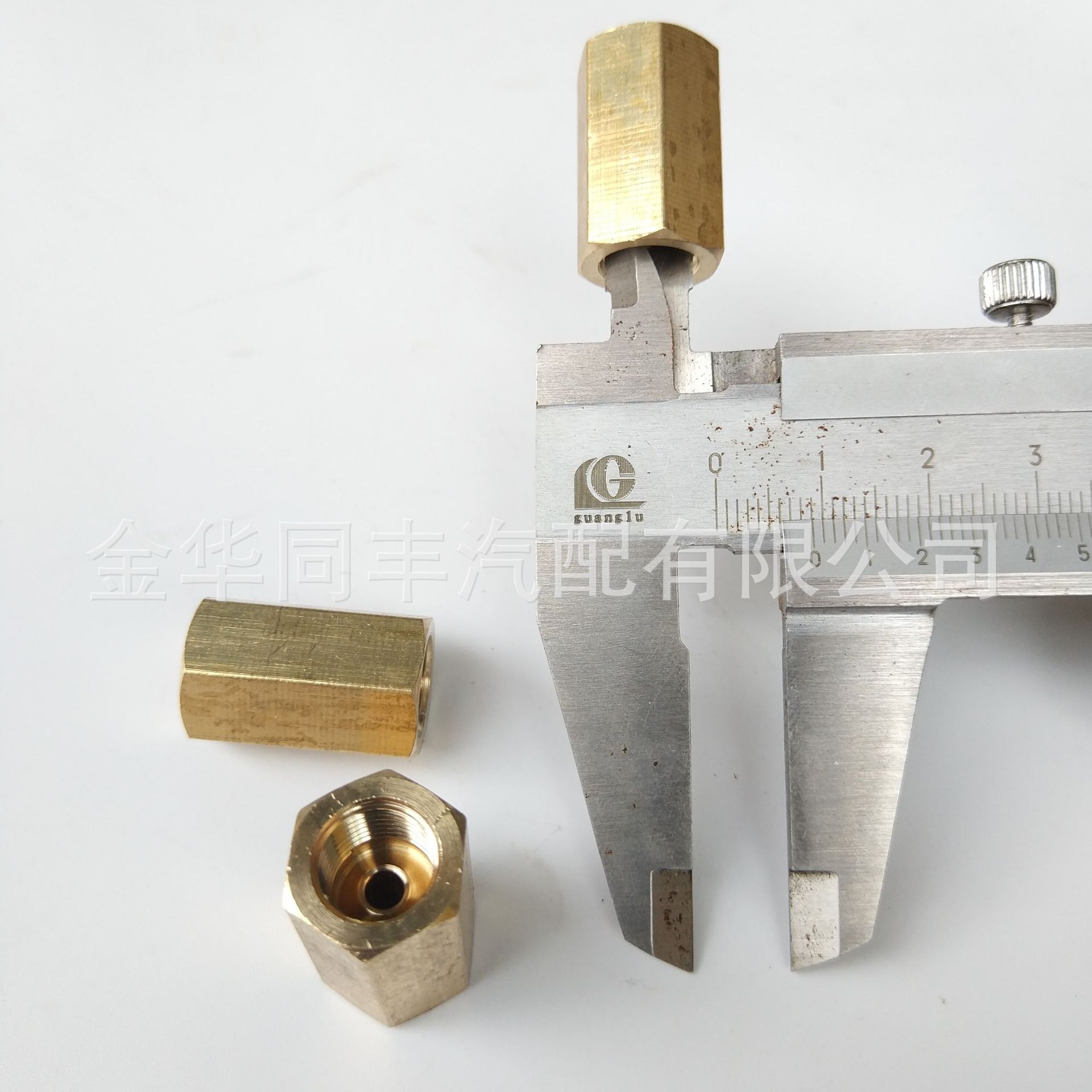 刹车两通 (4).jpg