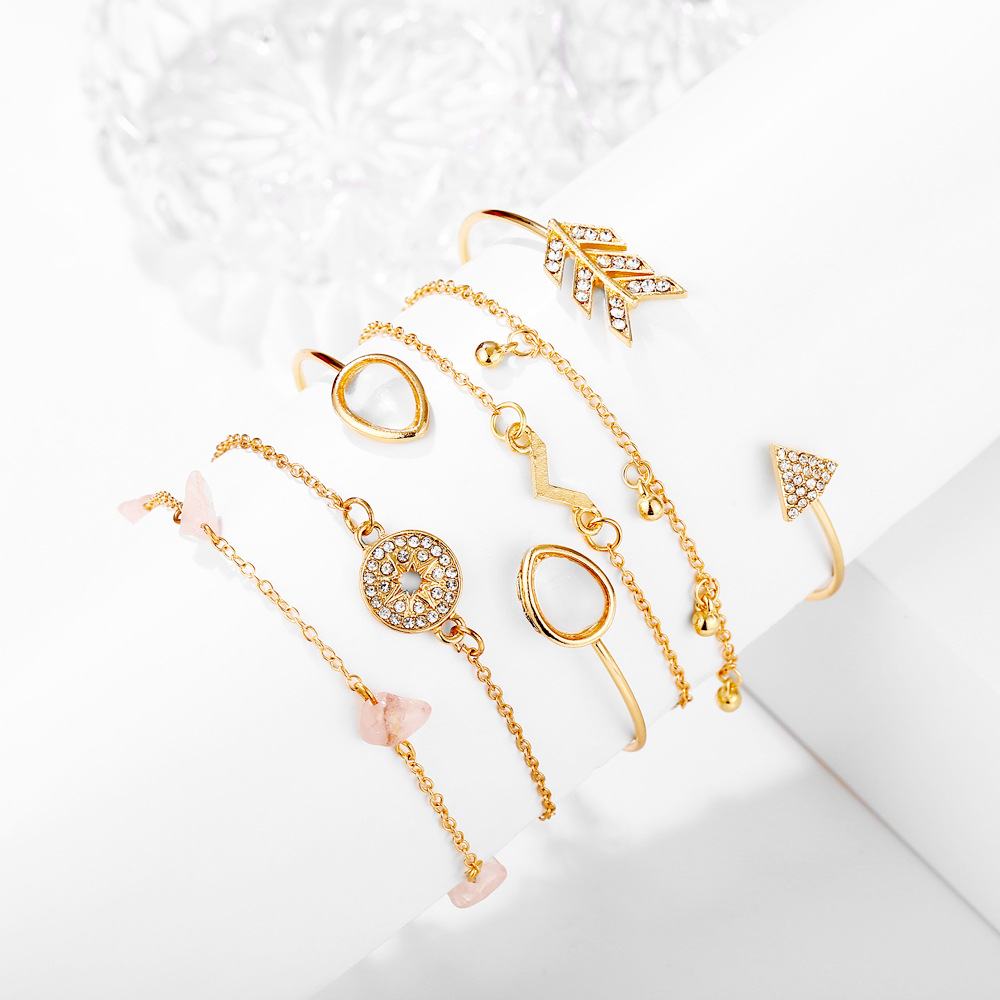 Simple Style Triangle Alloy Plating Rhinestones Bracelets 1 Set