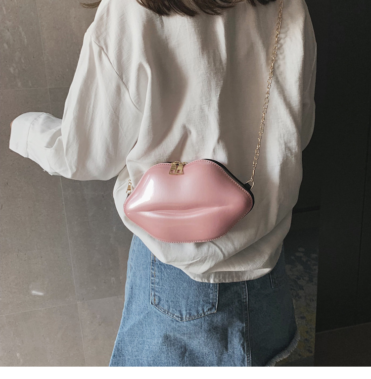 Femmes Petit Faux Cuir Lèvres Mode Profilé Fermeture Éclair Sac À Chaîne display picture 6