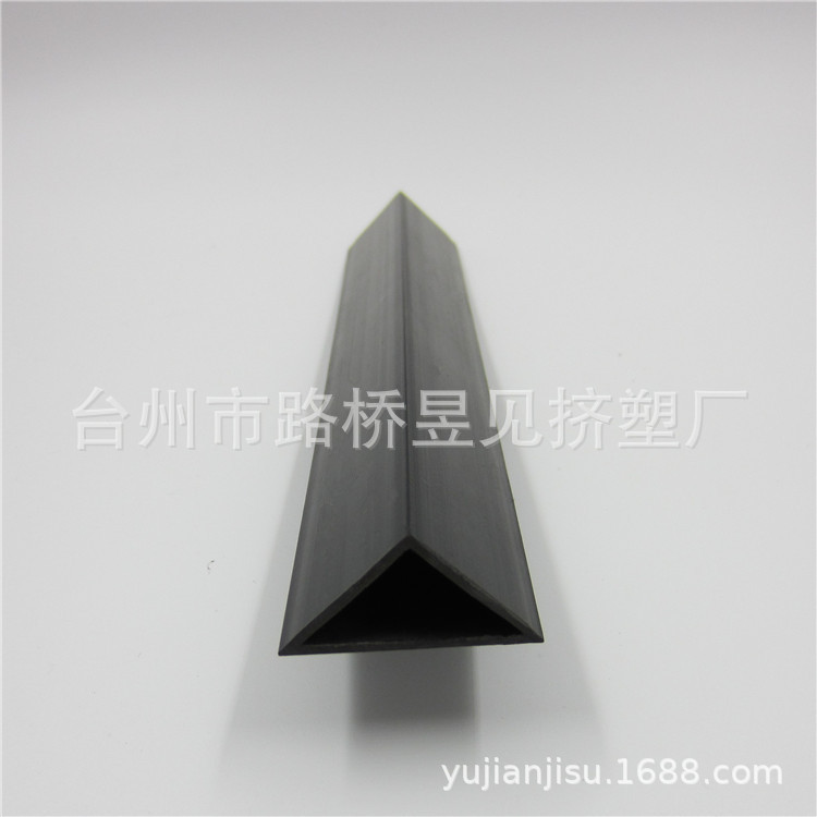 Perfil de extrusión de plástico Zhejiang fabricante de tubería de PVC ignífugo Construcción de PVC roscado de tubería de forma especial
