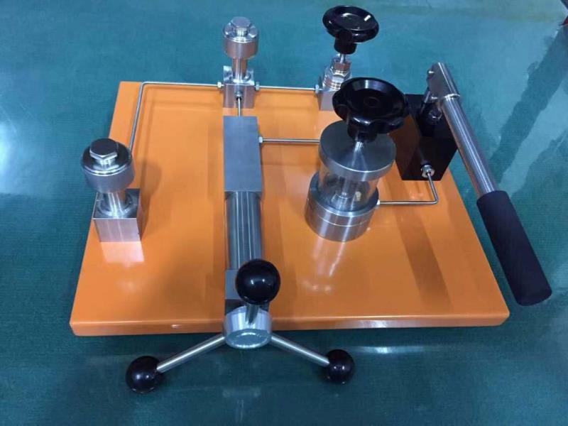 压力校验台100mpa高压,介质水ATE2000金湖中泰仪表