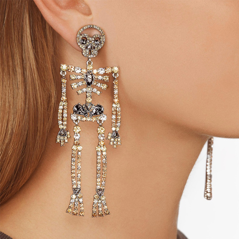 Sleek Minimalist Alloy Studded Skeleton Earrings display picture 12