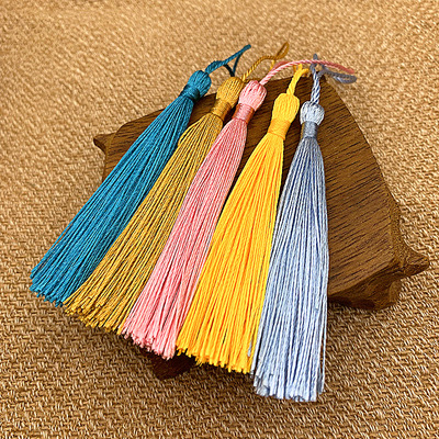 廠家供應95絲垂直流蘇穗子扇子書簽小流蘇diy挂件來樣定做各種穗