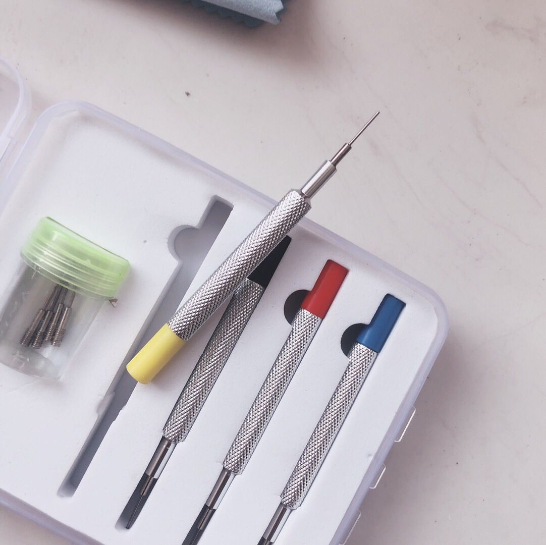 修表工具拆带器顶针调表针 敲表带冲针头 冲子 手表带 短冲拆带针