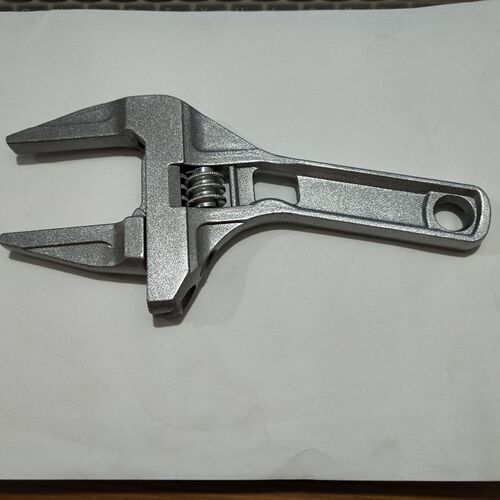 Manufacturers wholesale bathroom wrenches 6-68mm large opening aluminum alloy short handle adjustable plumbing wrench