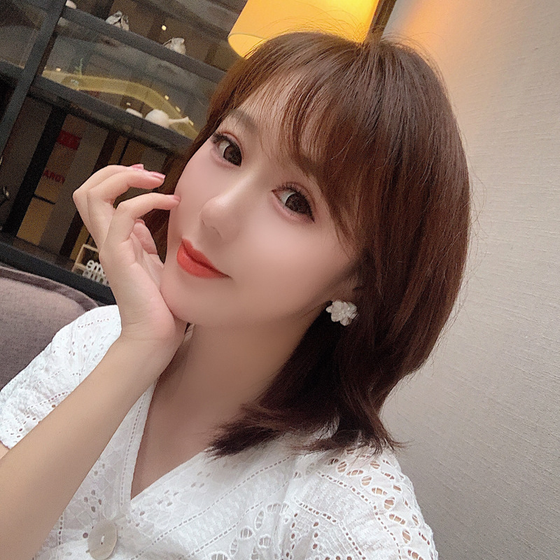 Korean White Flower Resin Earrings display picture 4