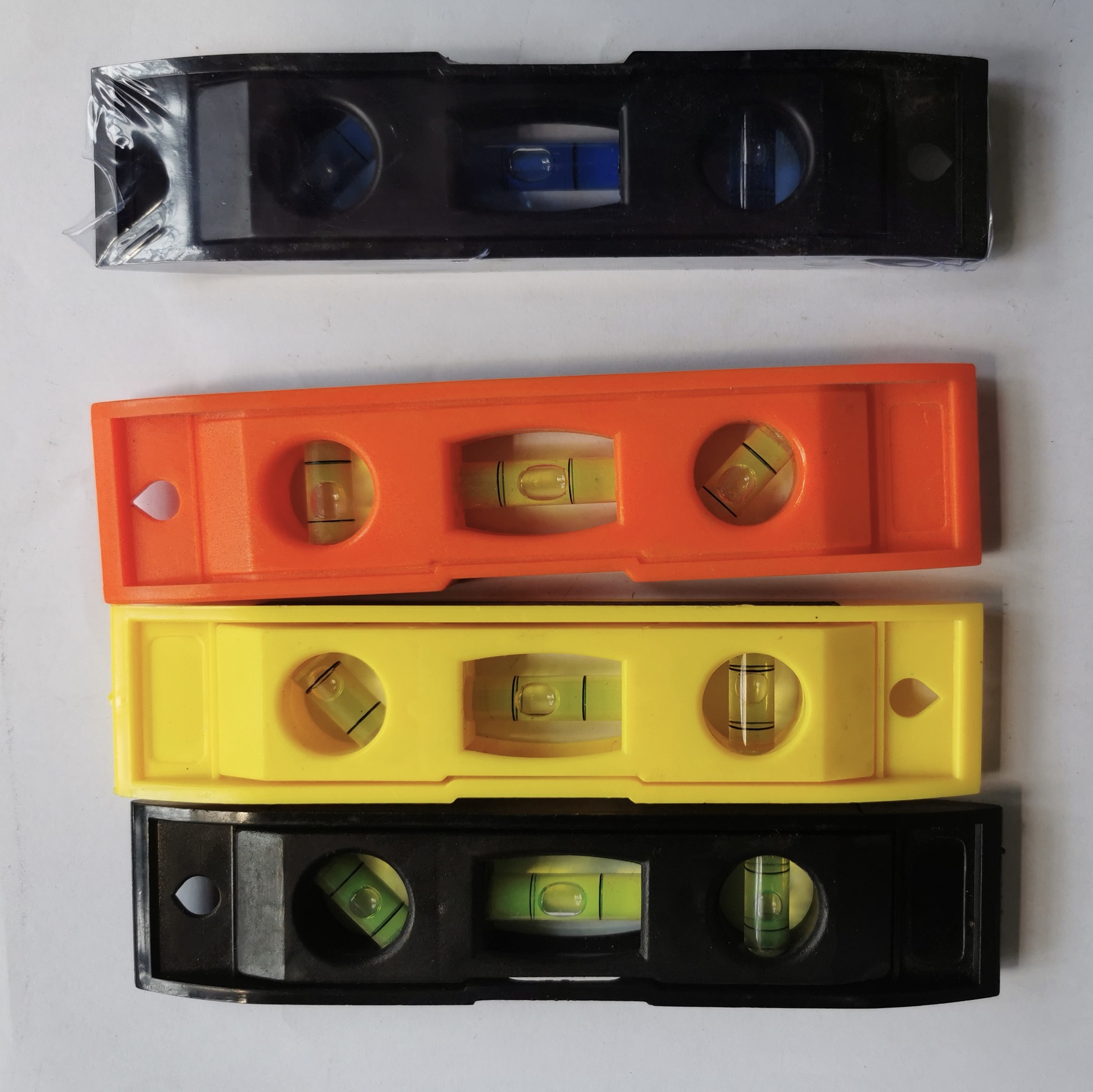 厂家鱼雷水平尺 二型6寸鱼雷尺 磁塑料水平尺平衡尺