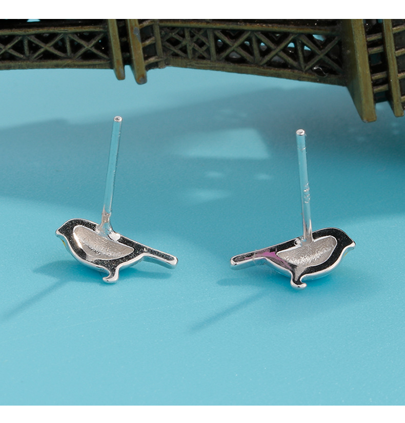 Cartoon Style Cute Bird White Copper Epoxy Ear Studs 1 Pair display picture 3