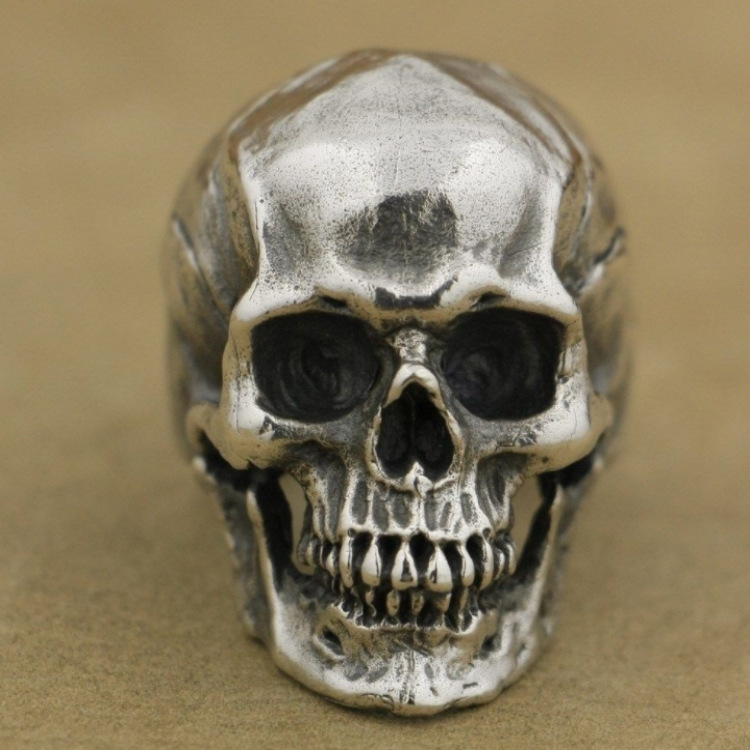 Nueva selección de anillos con calavera agrietada para hombre_voghion.com