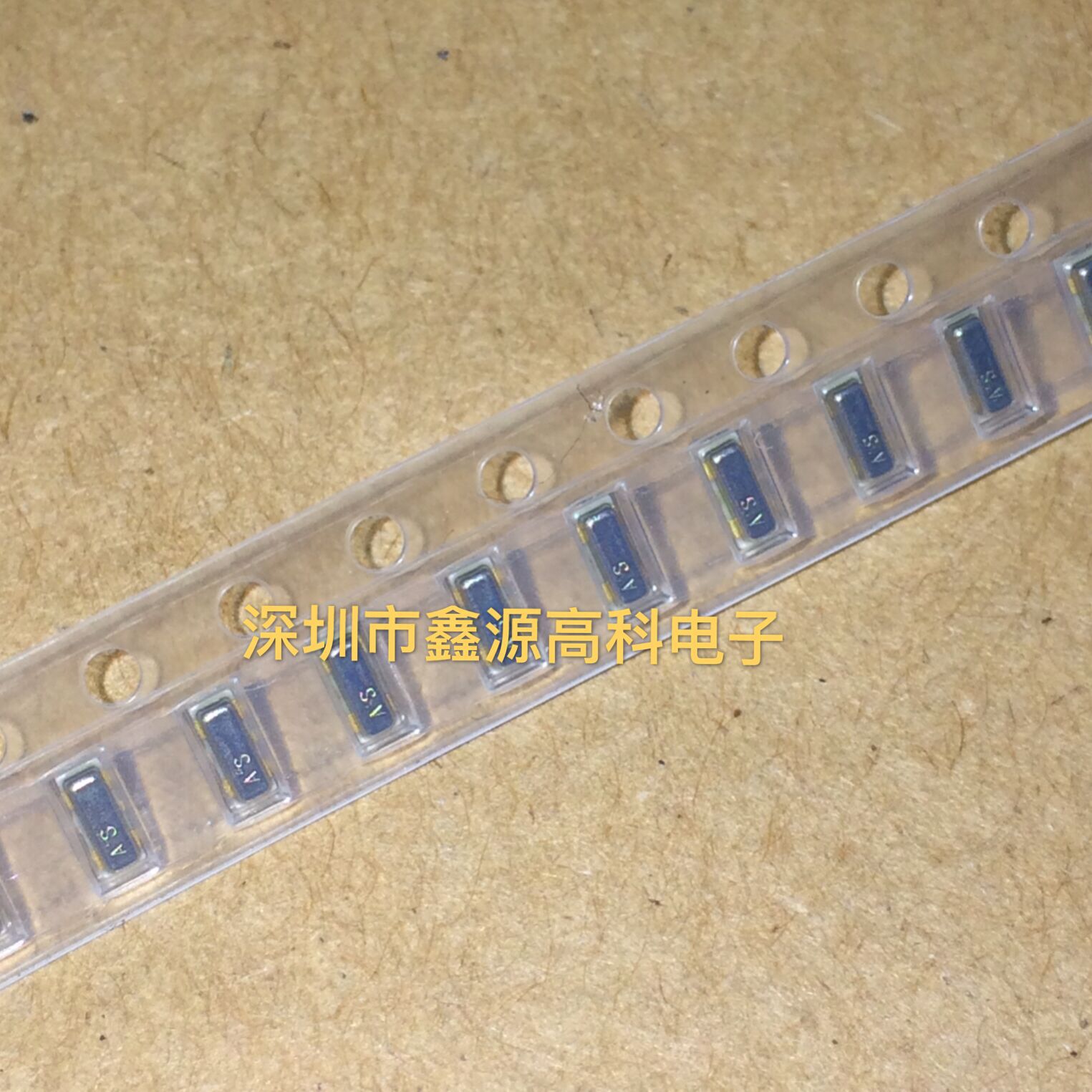 贴片晶振CSTCE16M0V53-R0 16MHZ 3213封装 3.2*1.3全新原装