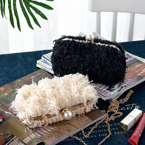 New Arrival Pearl & Feather Handbag with Chain Strap, One-Shoulder Banquet Bag, Evening Gown Bag, Qipao Clutch, Fashionable Women's Bag