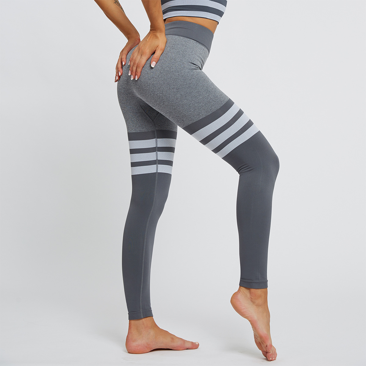 Seamless Striped Breathable Quick-Drying Fitness Pants NSNS12225