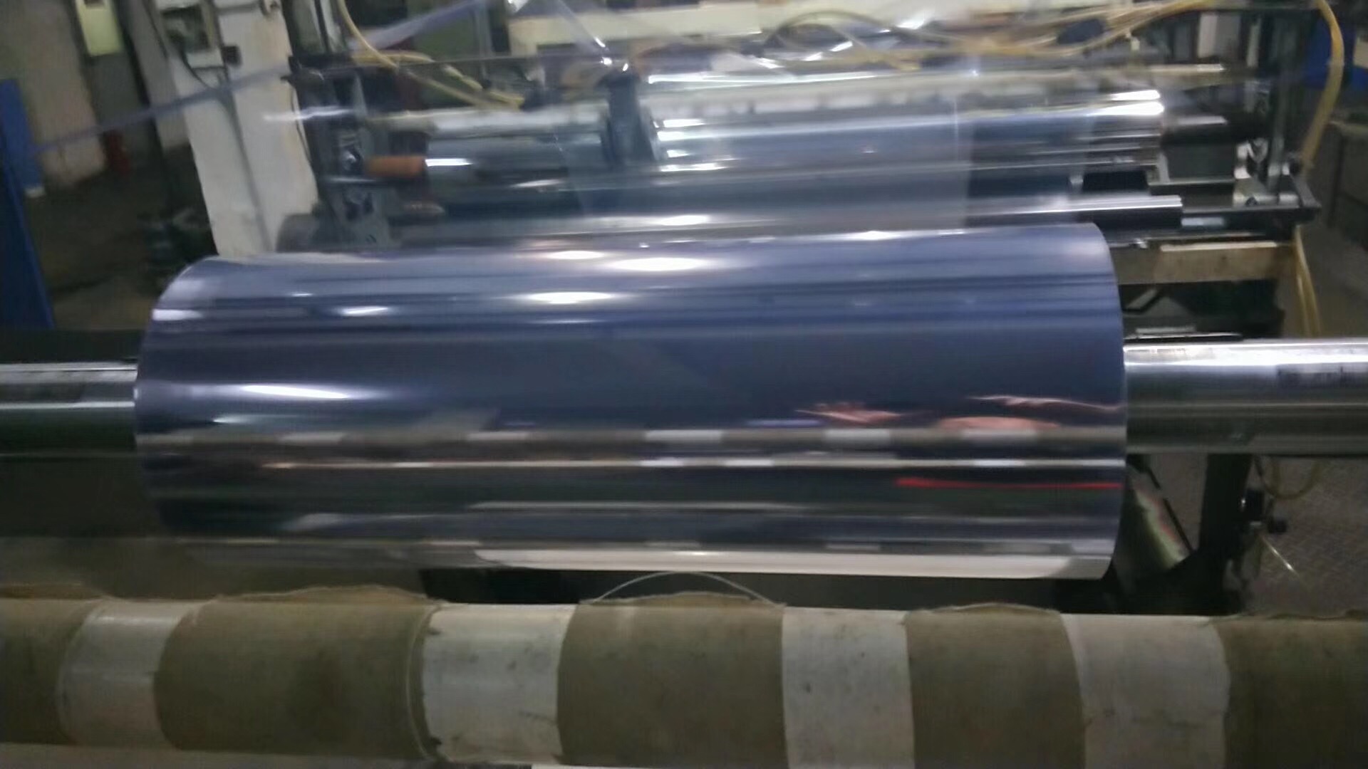 PVC透明胶片生产图片2