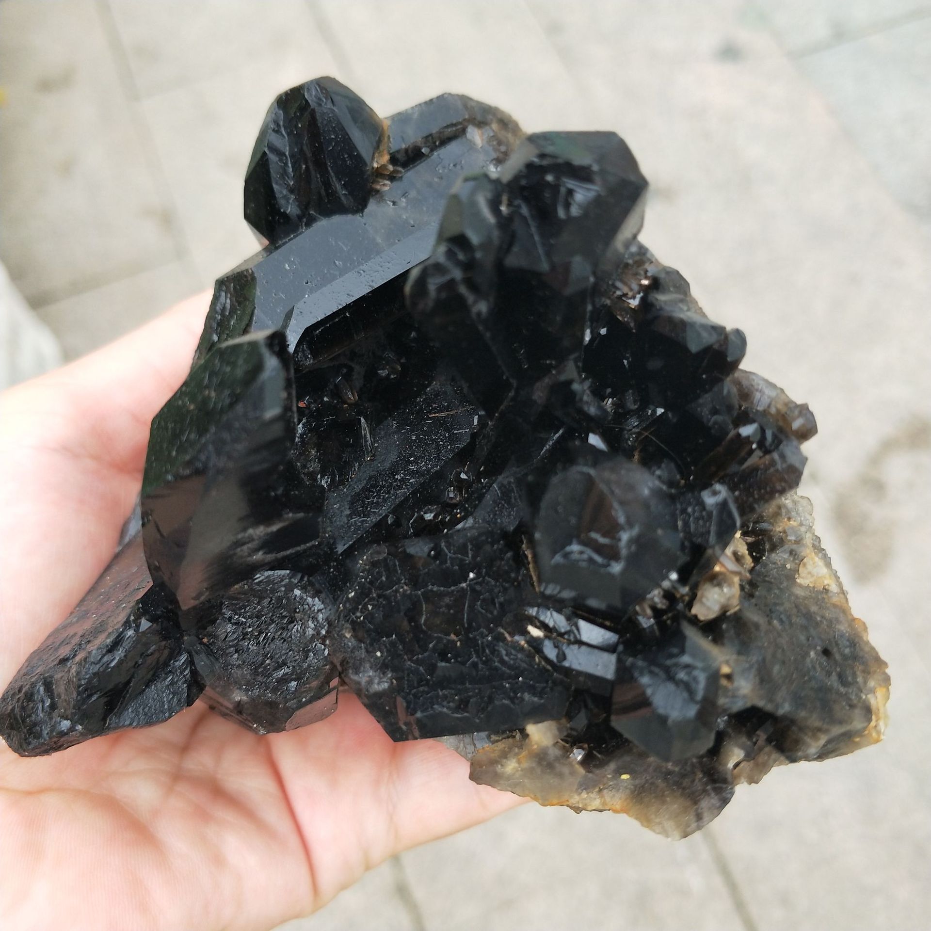 黑水晶包括哪些水晶,黑水晶长什么样子,黑水晶的价值高不高(第20页)_大山谷图库