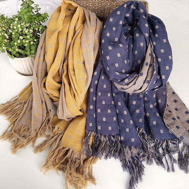 Women's Sweet Lattice Cotton Scarf display picture 1