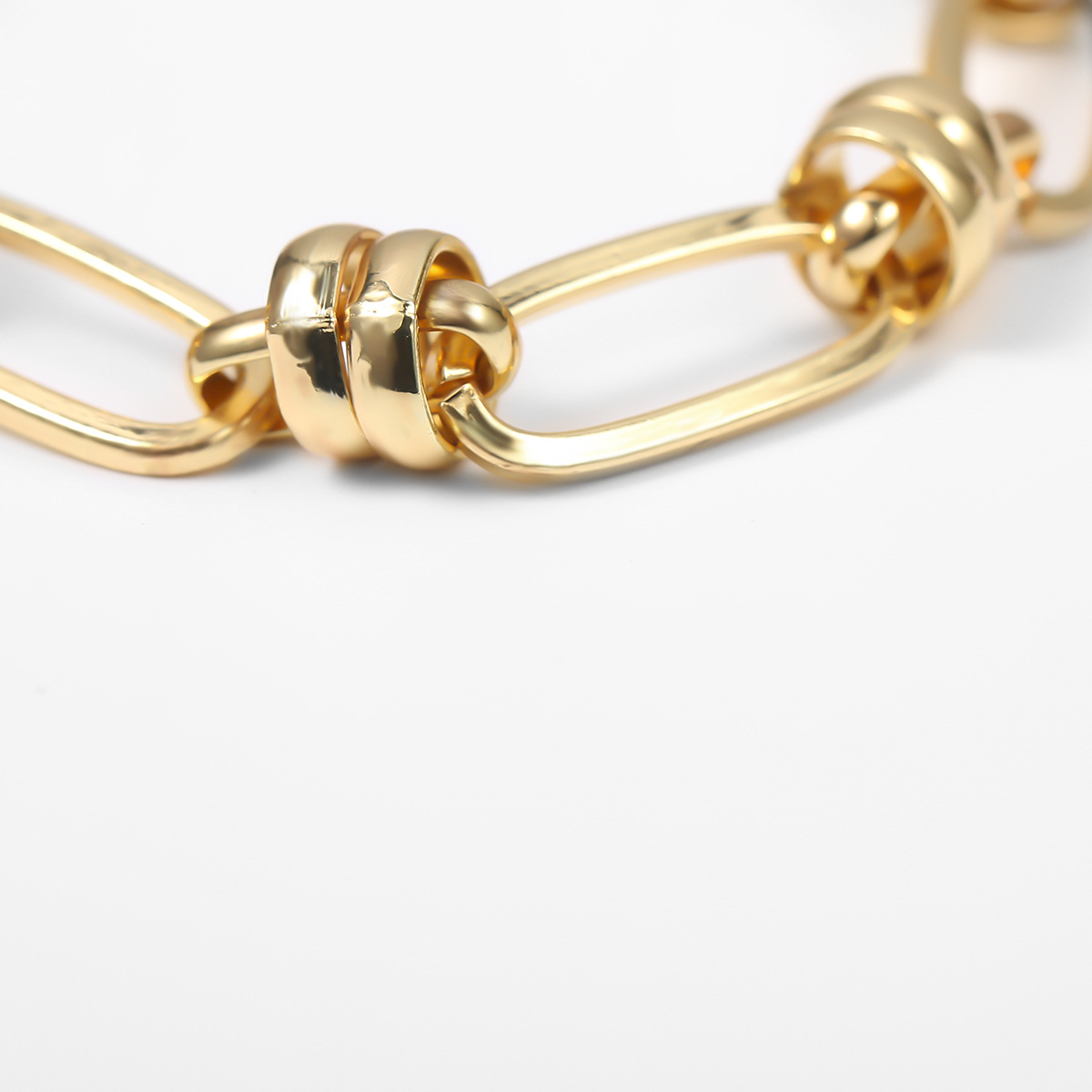Europäischer Und Amerikanischer Grenz Überschreiten Der Schmuck All-match Personal Isierte Kreative Ring Halskette Weibliche Einfache Geometrische Ovale Ketten Halskette display picture 7