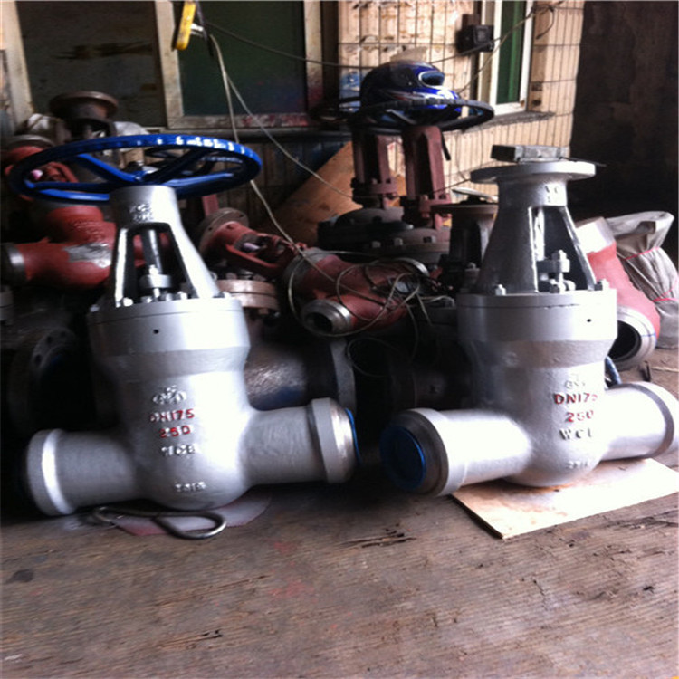 Z61Y-200C 高温高压闸阀 焊接闸阀