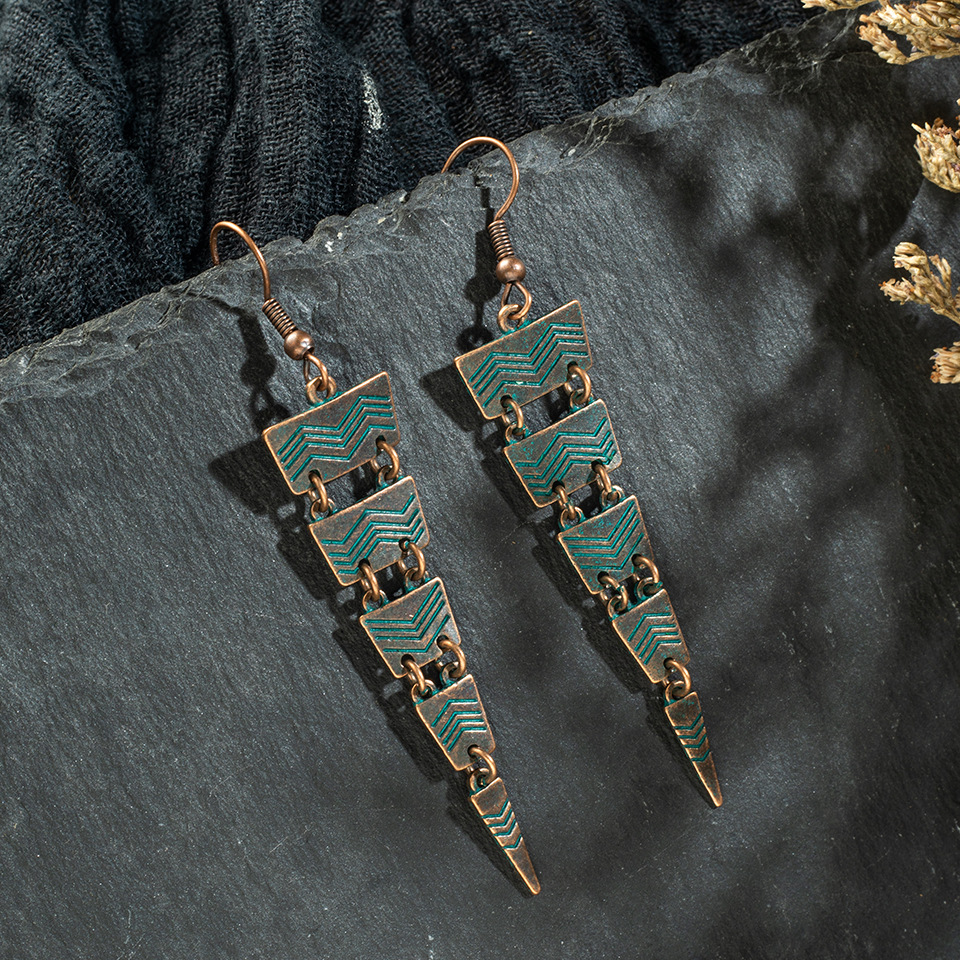 Boucles D&#39;oreilles En Alliage Triangle Rétro display picture 8