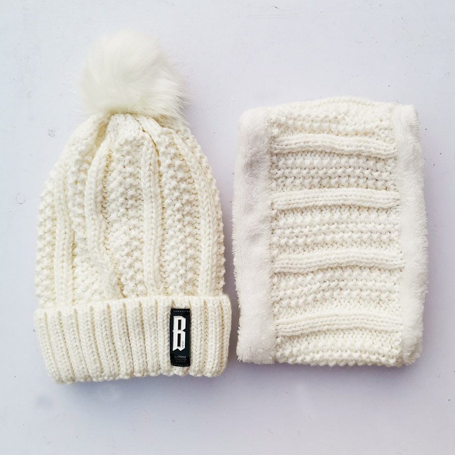 Auumn and Winer New Collecion wih Velve, Thickened Leer B, Ball, Knied Wool Ha, Two Piece Se, Women's Warm_voghion.com