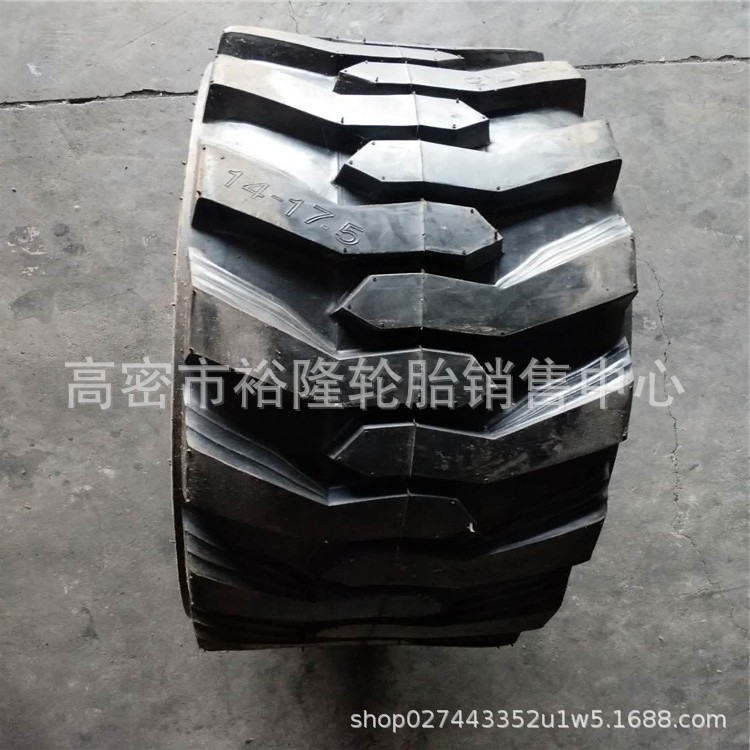 销售14-17.5滑移装载机 清扫车压路机 铲车 叉车 铺轨车小型