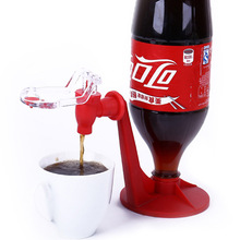 跨境新奇特创意手压式碳酸饮料机碳酸饮料倒置饮用器可乐饮用机