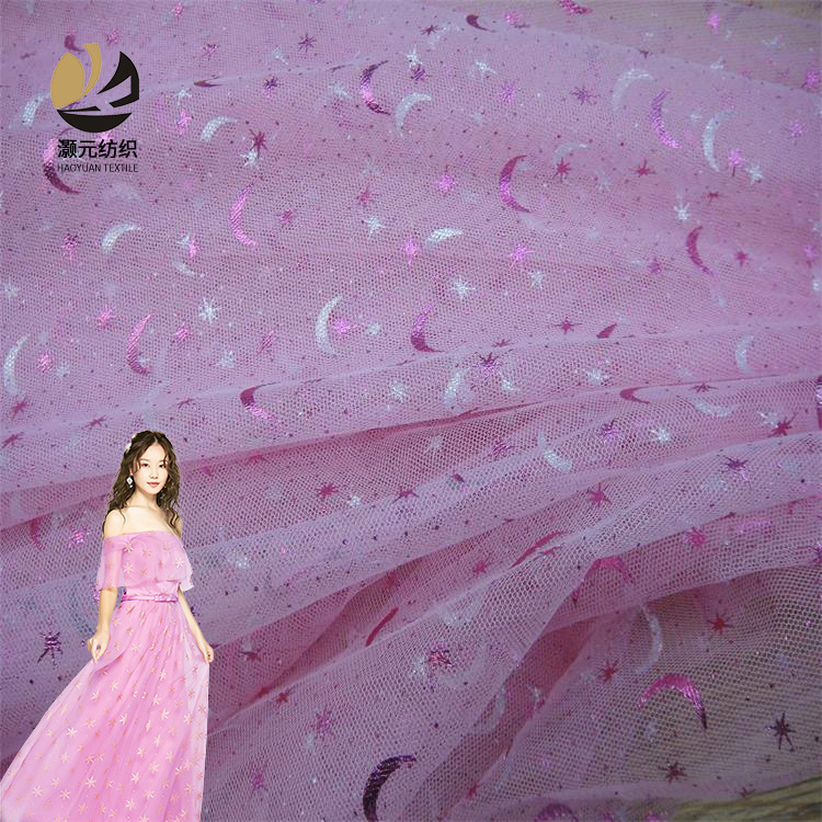 Fabricante de suministro de estrellas y luna tela de malla estampado de oro ropa infantil tela de escenario