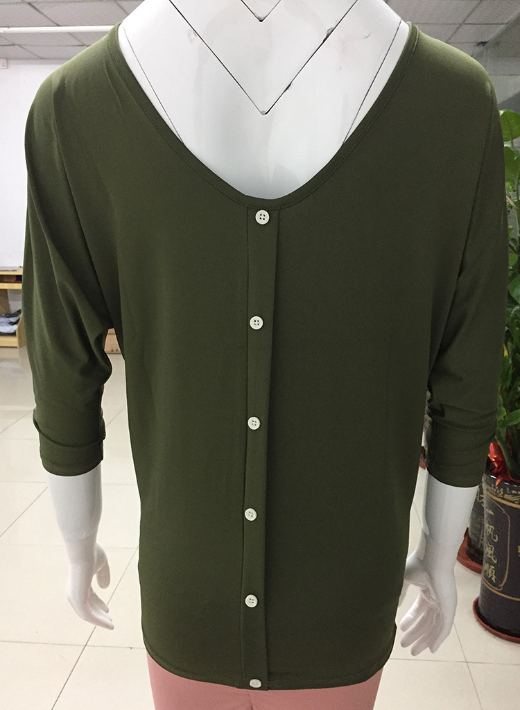 Fashion Solid Color Polyester V Neck 3/4 Length Sleeve Batwing Sleeve Button T-shirt display picture 9