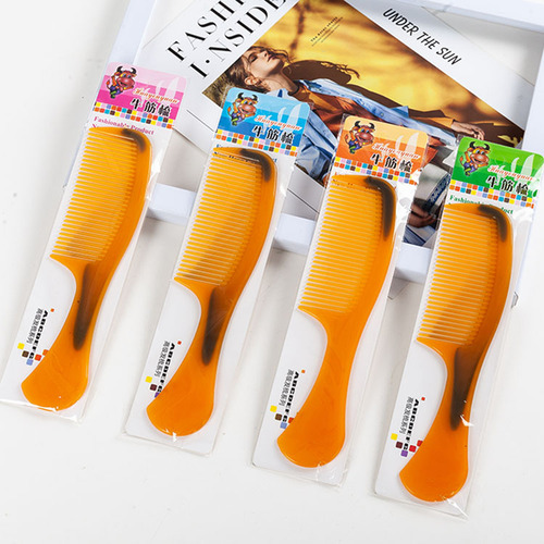 Manufacturer wholesale thickened large beef tendon comb, household hair smoothing makeup comb, street stall running Jianghu horn comb