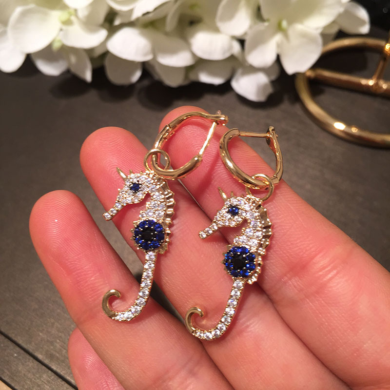 Creative Seaside Hippocampus Earrings Temperament Sweet Lady Wild Animal Earrings Wholesale Fashion display picture 4