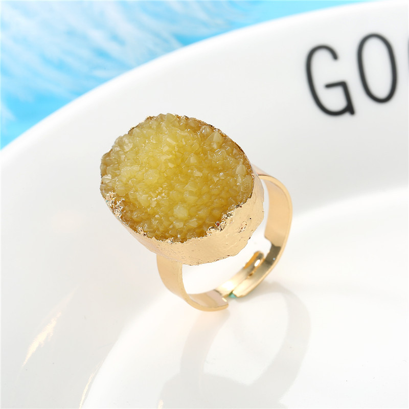 Exquisite Oval Ring Wedding Gold Ring Imitation Natural Stone Resin Adjustable Ring display picture 1