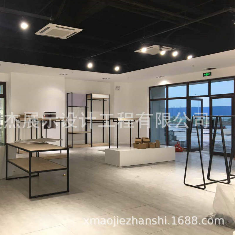 供应服装衣帽展示柜 服装道具货架厂家供应