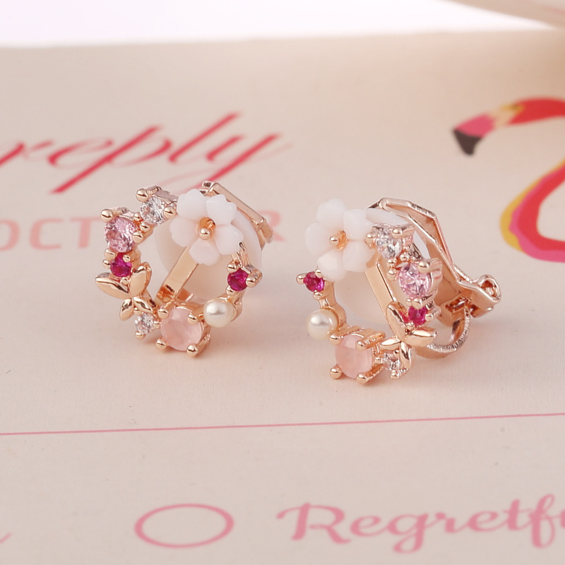 Corea del Sur 2022 nuevo micro-incrustaciones de flor clip de oreja No perforado Garland pendientes de arco pendientes de una sola pieza de entrega