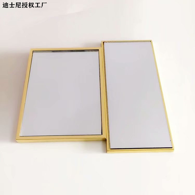 psb70NDA1GI.jpg