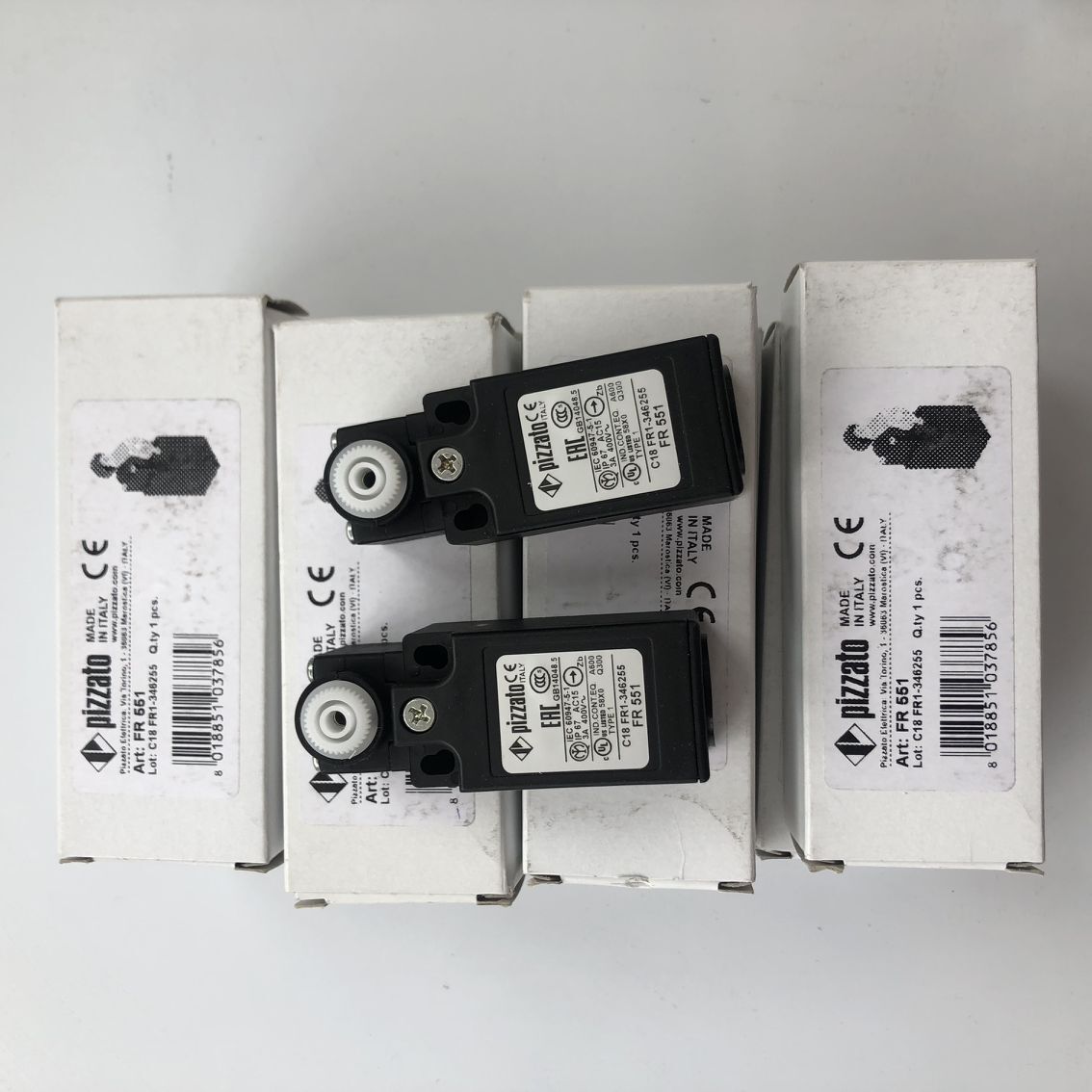 特价意大利PIZZATO限位开关E2 1SC2AVA19EA