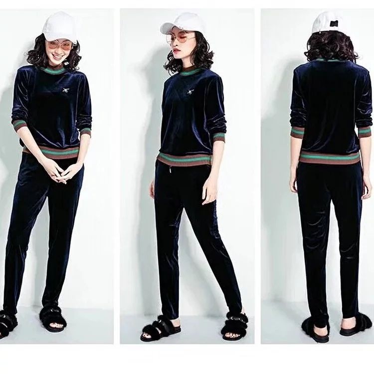 Costume femme en Velours - Ref 3333677 Image 3