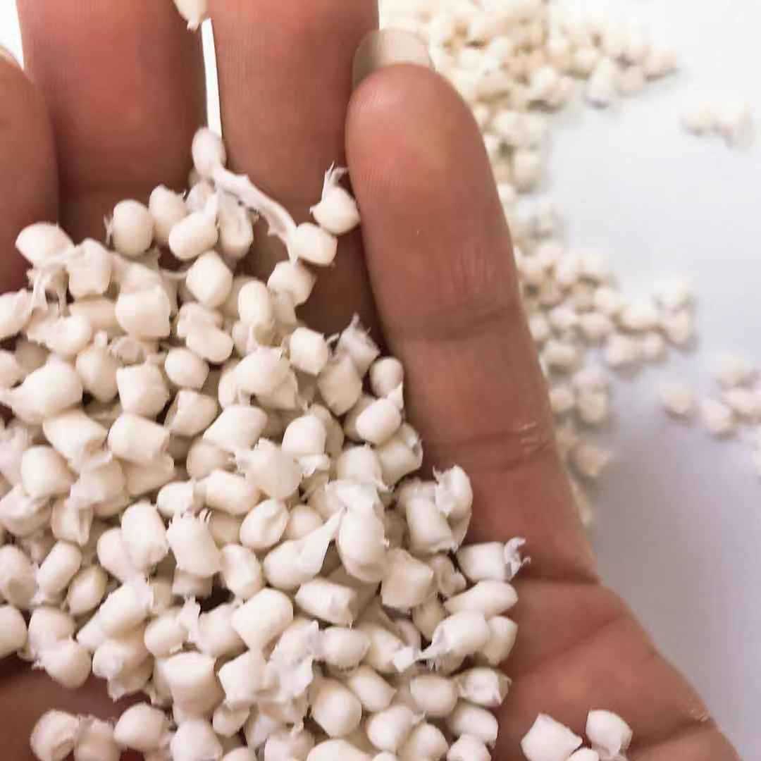 厂家自销 白色半持续抗静电母粒 抗静电系数10的8-10次方