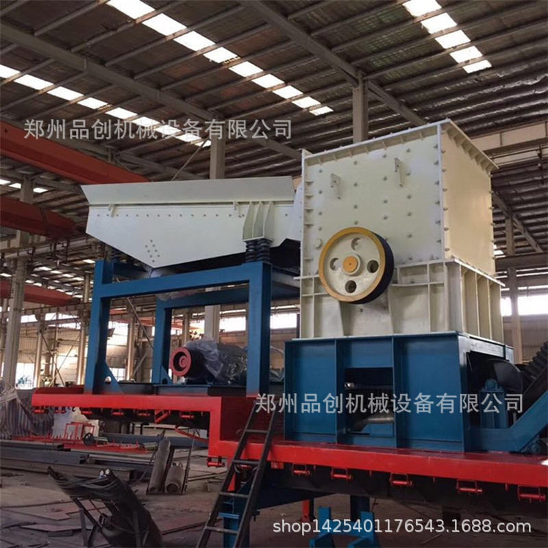 10361353595_2108733464