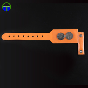 pvc�ǘ˶� �ƿ����ִ� �[���Ϳ��� С���b�Ʒ���펧�� ��