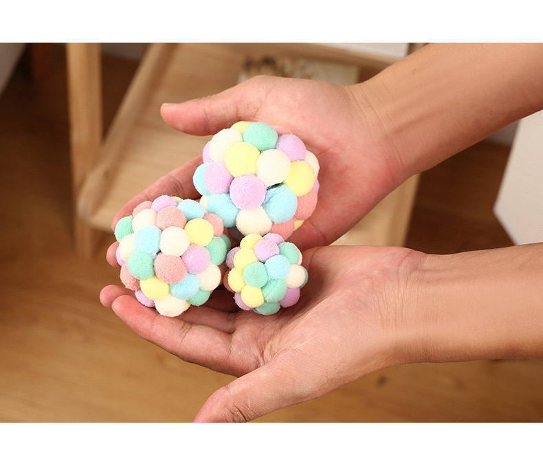 Fashion new plush pet cat toy macaron aesthetic color bell fun cat toy ball a hair Application Scenario