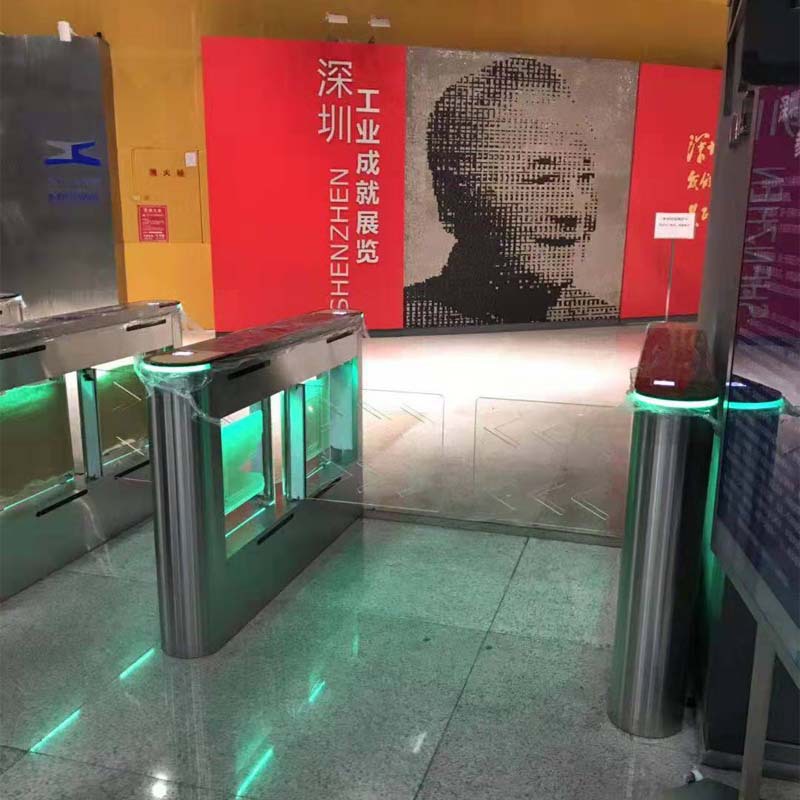 深圳工业展览馆豪华速通摆闸 二维码刷卡访客系统刷身份证摆闸厂
