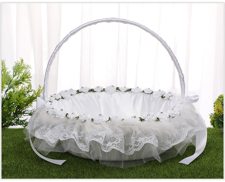 Wedding products, wedding products, wedding products, wedding products, wedding products, Western-style bamboo woven large flower baskets, Chinese wedding props, flower girls, bridesmaids scattering flowers, lace trim baskets, wedding supplies detail image 14