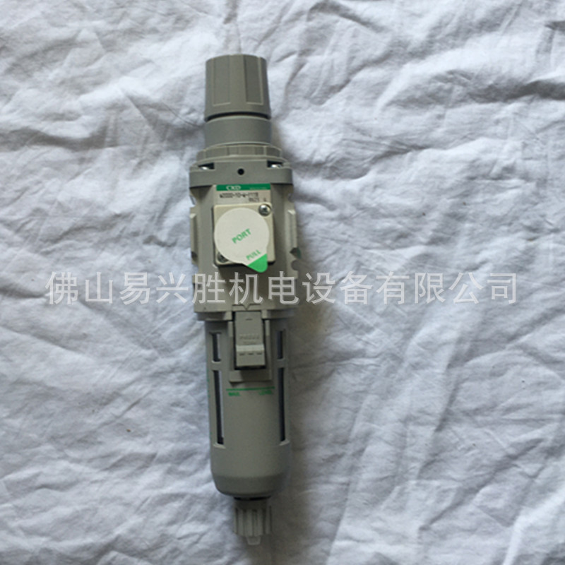 日本CKD过滤减压阀W2000-10-W-F1T8常闭型带排水过滤器调压阀组合