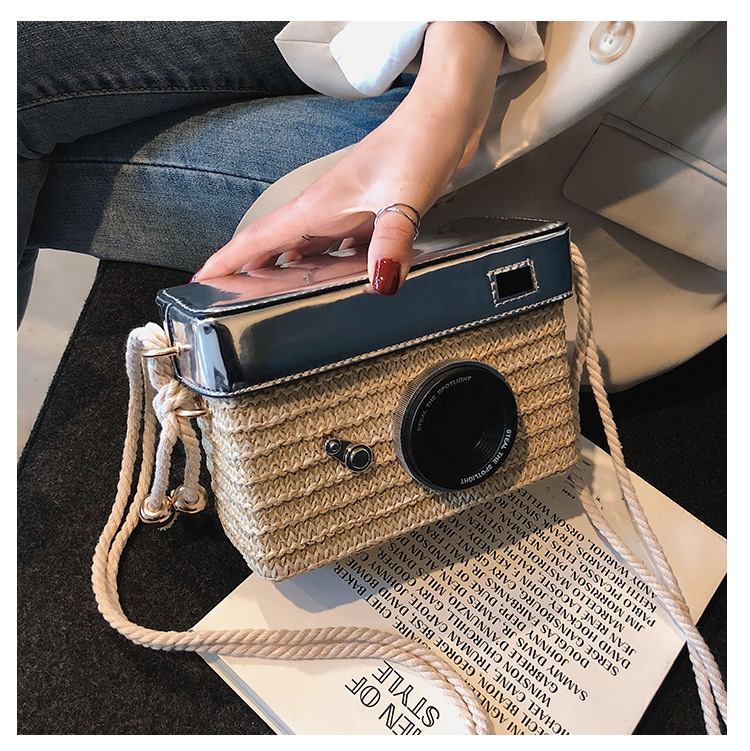 Small Straw Camera Bag Shoulder Bags display picture 10