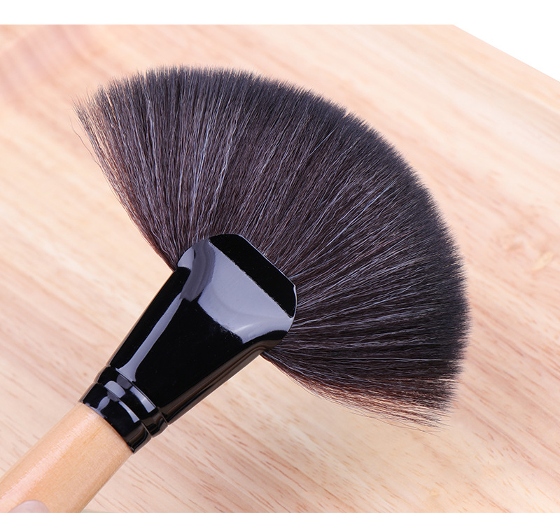 Fashion Solid Color Handle Makeup Brush Set Portable Storage Bag Wholesale Nihaojewelry display picture 15