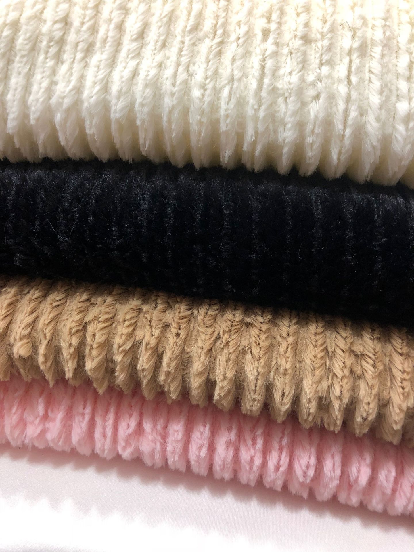 现货供应PV绒刷花 拉链花  秋冬款服装手袋 抱枕 玩具家纺面料